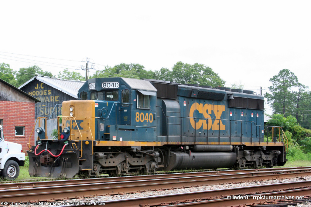 CSX 8040